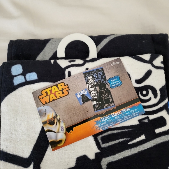 NWT Disney Star Wars Darth Vader and Stormtroopers 2pc. Bath Towel - Picture 4 of 5